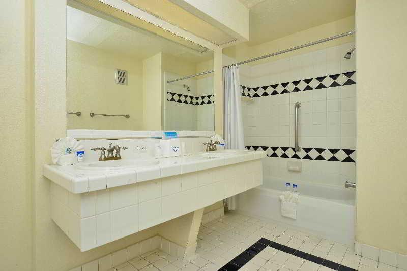 Americas Best Value Inn Las Vegas Strip Exterior photo