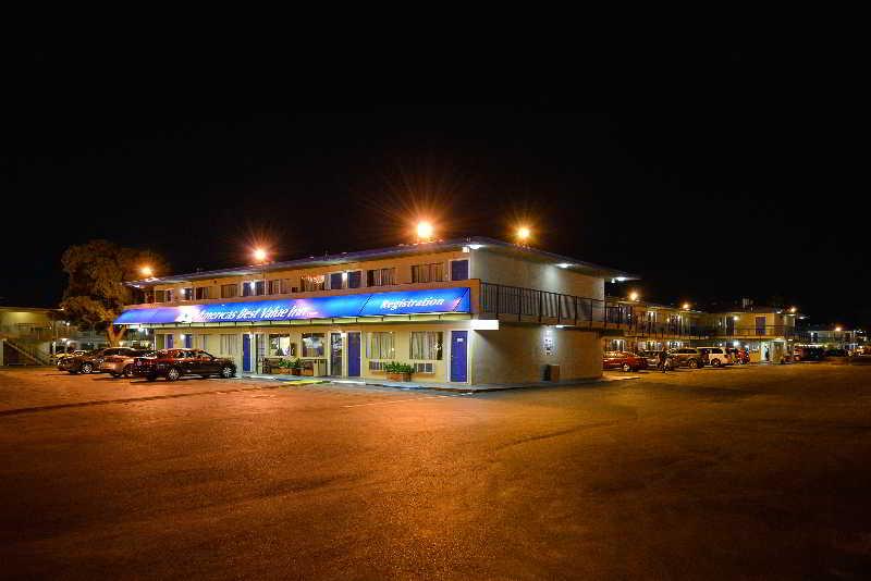 Americas Best Value Inn Las Vegas Strip Exterior photo