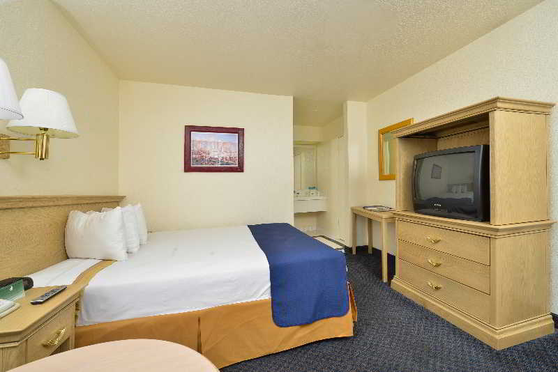 Americas Best Value Inn Las Vegas Strip Exterior photo