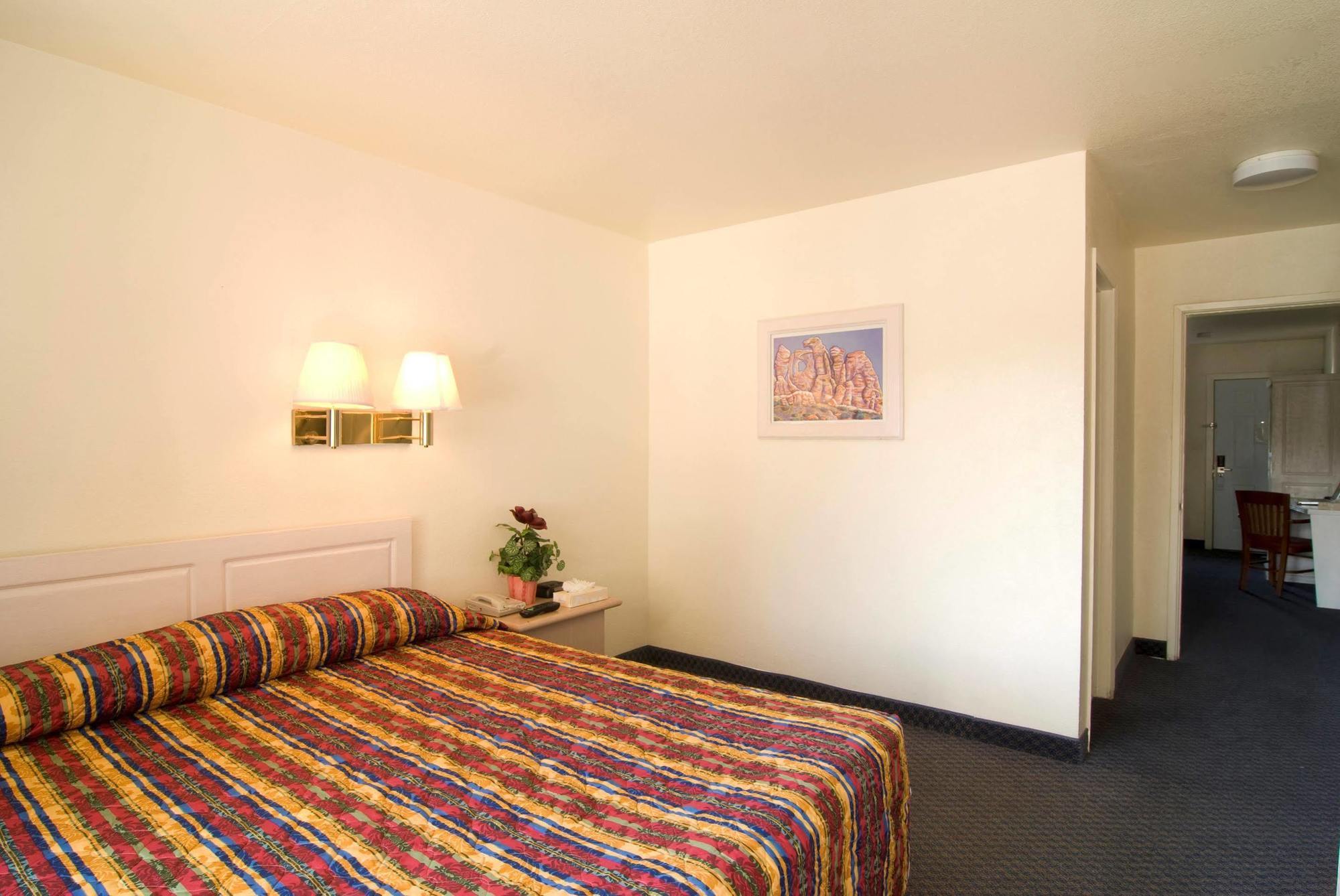 Americas Best Value Inn Las Vegas Strip Exterior photo