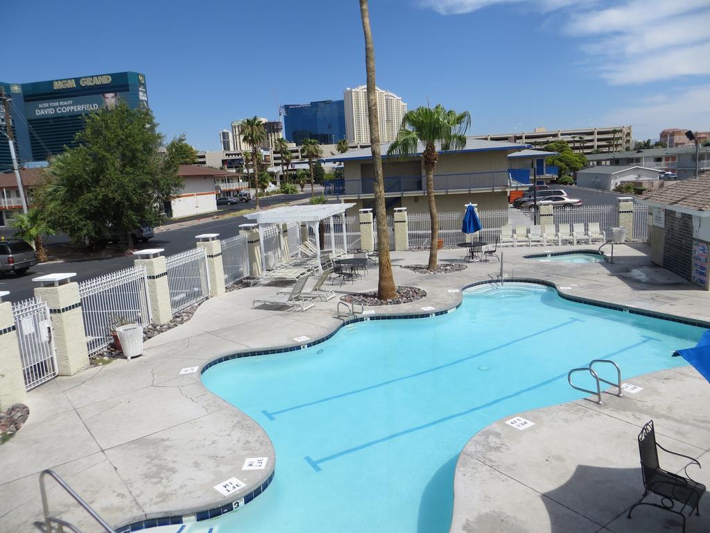 Americas Best Value Inn Las Vegas Strip Exterior photo