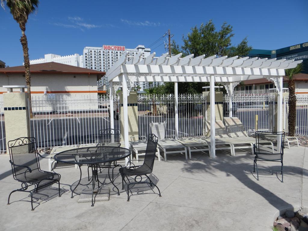 Americas Best Value Inn Las Vegas Strip Exterior photo