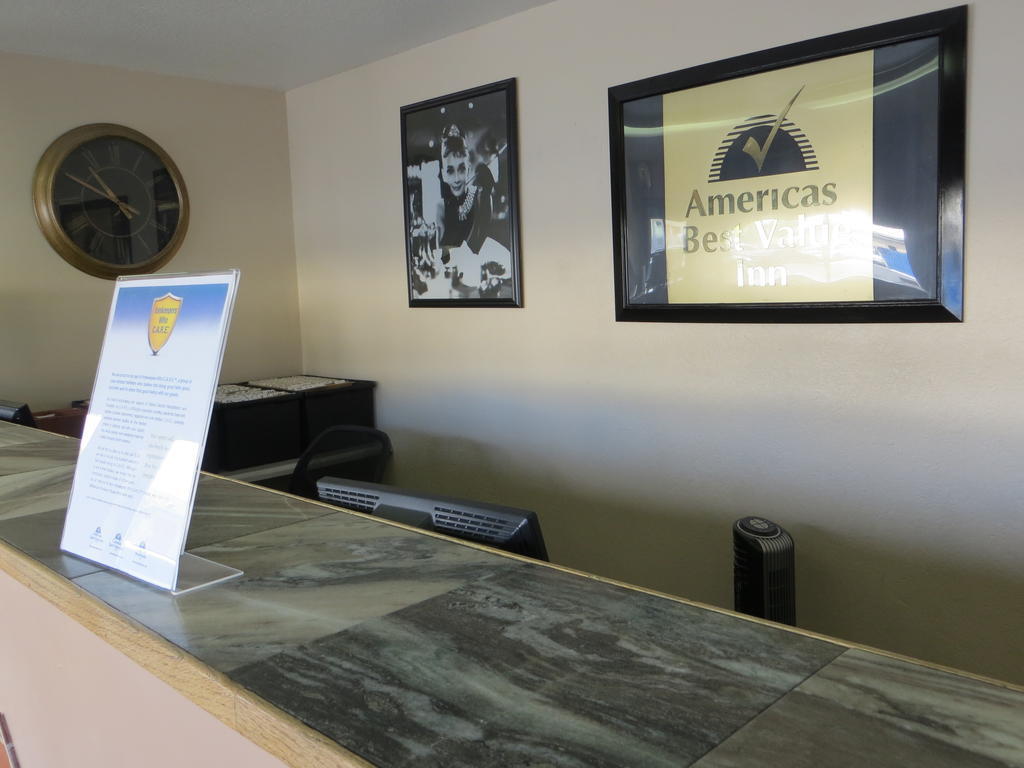 Americas Best Value Inn Las Vegas Strip Exterior photo