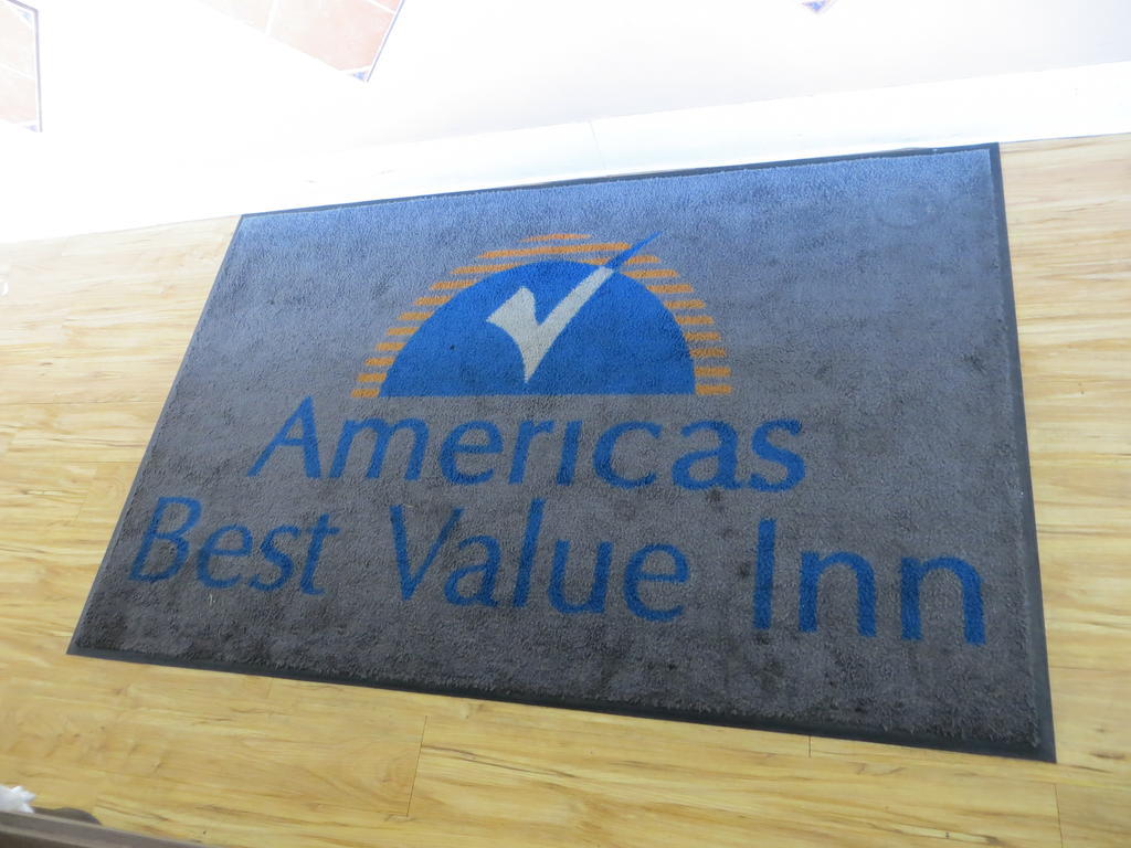 Americas Best Value Inn Las Vegas Strip Exterior photo
