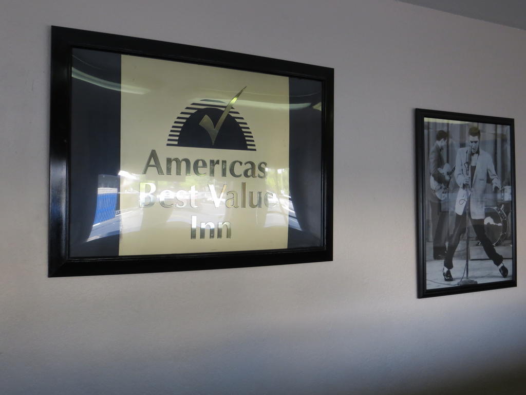 Americas Best Value Inn Las Vegas Strip Exterior photo